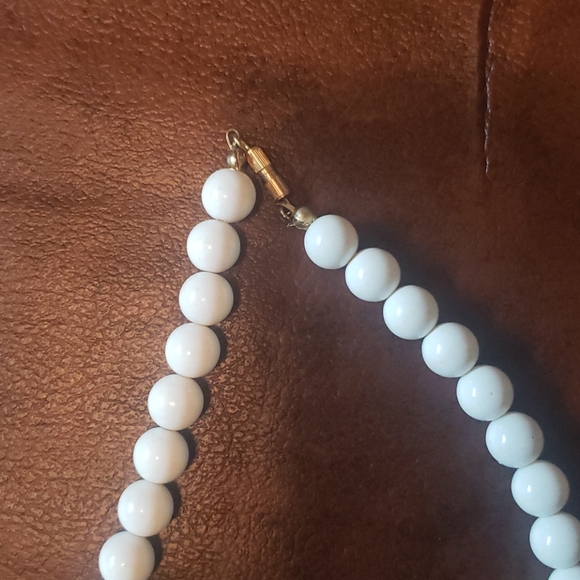 Necklace - Picture 3 of 4